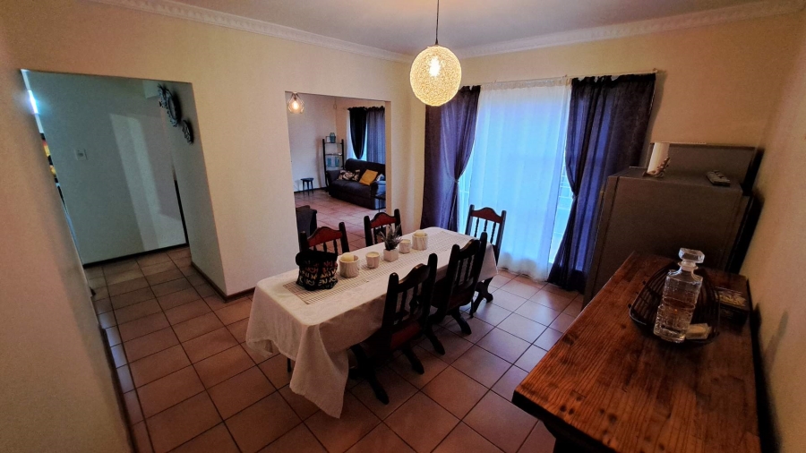 3 Bedroom Property for Sale in Langenhovenpark Free State